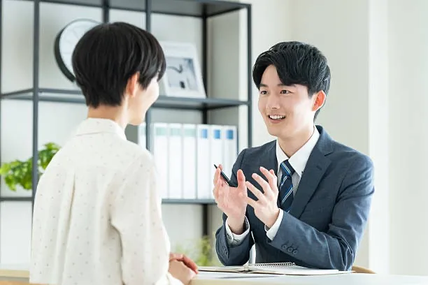 【行政書士】行政書士は単なる代書屋ではない？複雑化する現代社会で求められる法務コンサルタントとしての役割