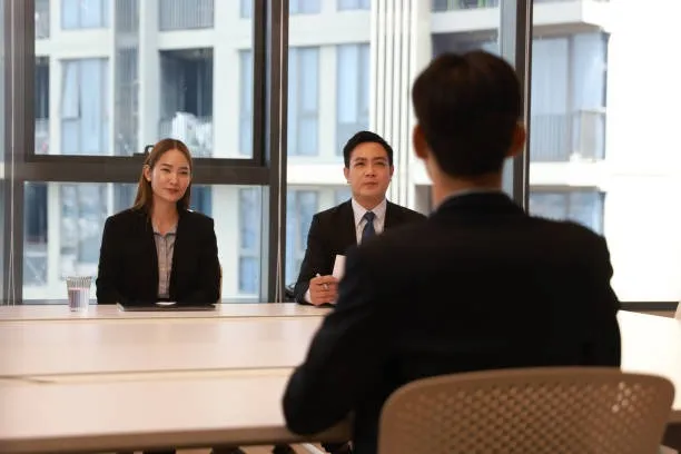 【技人国】就労ビザ「技術・人文知識・国際業務」の申請を成功させる鍵｜専攻と業務の関連性を徹底解説【ビザ】